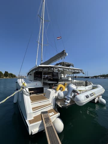 Catamaran Jami available for yacht charter in Croatia | Yacht4Less