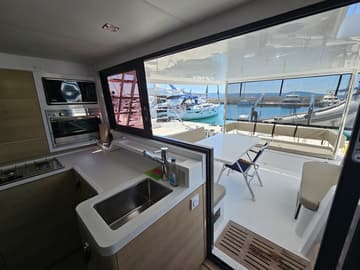 Catamaran Thomas available for yacht charter in Croatia | Yacht4Less