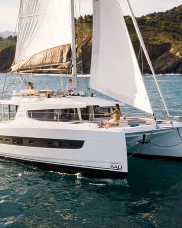 Catamaran Mavih charter rental in Brazil | Yacht4Less