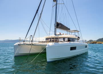 Best Price for a Catamaran Too White rental in Italy | Yacht4Less