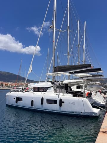 Catamaran Celavie charter rental in France | Yacht4Less