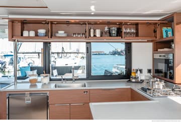 Catamaran Theloulisa available for yacht charter in France | Yacht4Less