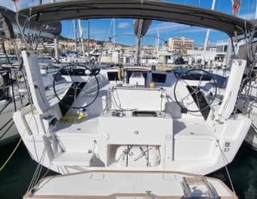 Sailboat Chouchou charter rental in France | Yacht4Less