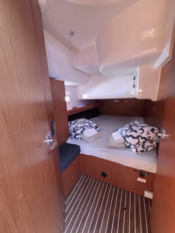 Sailboat Alexandra available for yacht charter in Croatia | Yacht4Less