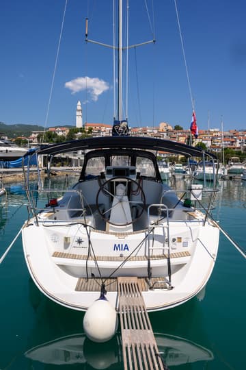 Sailboat Mia available for yacht charter in Croatia | Yacht4Less