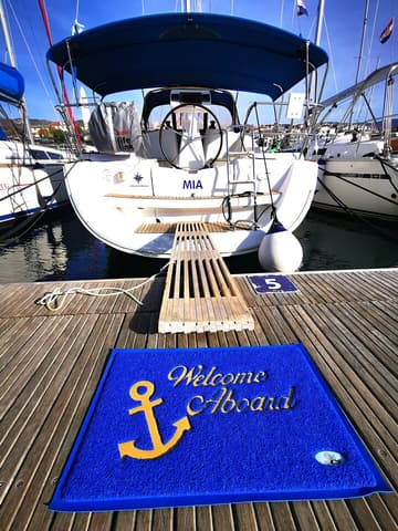 Sailboat Mia charter rental in Croatia | Yacht4Less