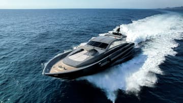Motorboat A4 charter rental in France | Yacht4Less