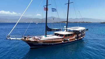 Best Price for a Gulet Esmeralda rental in Turkey | Yacht4Less