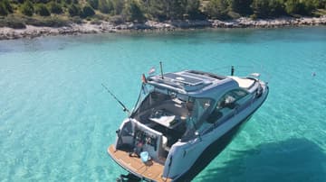 Motorboat Valentina available for yacht charter in Croatia | Yacht4Less