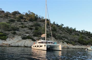 Catamaran OCTOPUSSY available for yacht charter in Greece | Yacht4Less