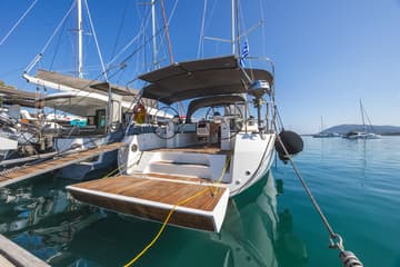 Sailboat Acrux charter rental in Greece | Yacht4Less