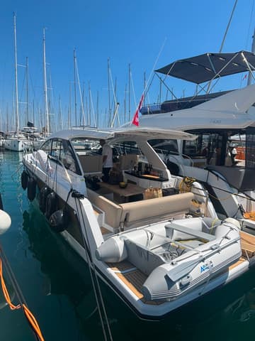Motorboat Felicita charter rental in Croatia | Yacht4Less