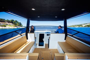 Motorboat Colnago 38 available for yacht charter in Croatia | Yacht4Less