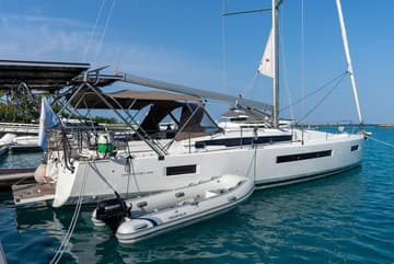 Sailboat Infinitea charter rental in Maldives | Yacht4Less