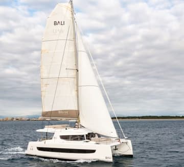 Best Price for a Catamaran ALEKA rental in Australia | Yacht4Less