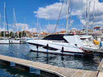Motorboat Vador available for yacht charter in Croatia | Yacht4Less
