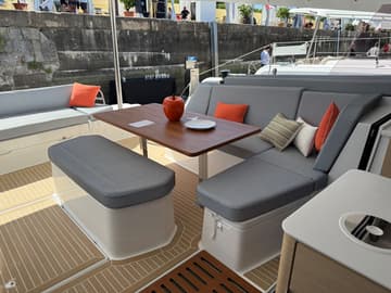 Best Price for a Catamaran Raven rental in BVI | Yacht4Less