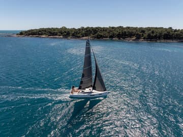 Sailboat NN charter rental in BVI | Yacht4Less
