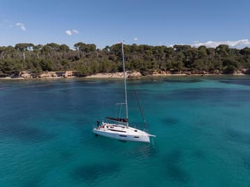 Best Price for a Sailboat NN rental in BVI | Yacht4Less