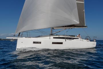 Sailboat NN available for yacht charter in BVI | Yacht4Less