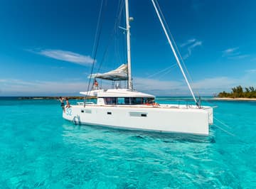 Best Price for a Catamaran NN rental in Croatia | Yacht4Less