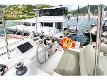 Catamaran Tropicat available for yacht charter in BVI | Yacht4Less