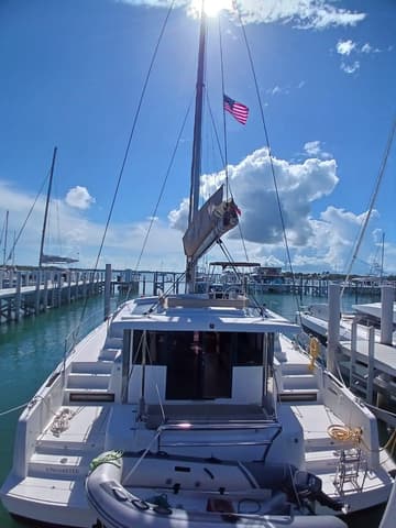 Catamaran Uncharted charter rental in Bahamas | Yacht4Less