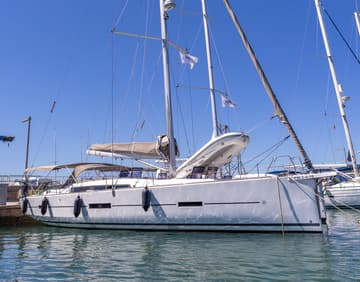 Sailboat Rubin charter rental in Spain | Yacht4Less