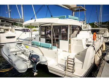 Best Price for a Catamaran Lucky Fin rental in Caribbean | Yacht4Less