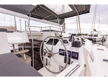 Catamaran Phoenix available for yacht charter in Caribbean | Yacht4Less