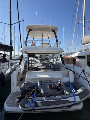 Motorboat Mr. 77 charter rental in Croatia | Yacht4Less