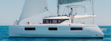 Catamaran Vesna charter rental in Seychelles | Yacht4Less
