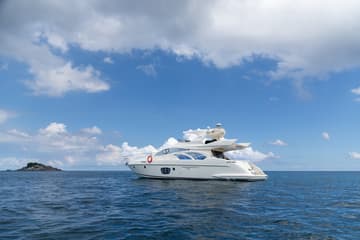 Motorboat Oliviia charter rental in Seychelles | Yacht4Less