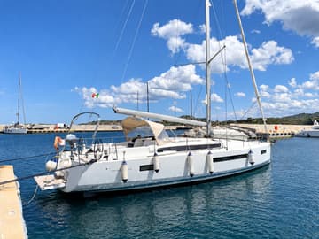 Sailboat Cloe I charter rental in Italy | Yacht4Less