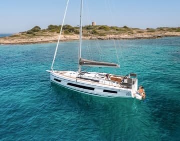 Sailboat THE ADVENTURER available for yacht charter in France | Yacht4Less