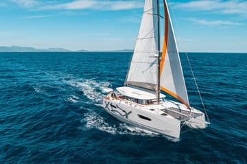 Catamaran Mare Loco charter rental in Croatia | Yacht4Less