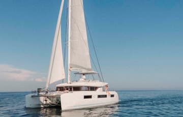 Catamaran ISLA EXPRESS charter rental in Caribbean | Yacht4Less