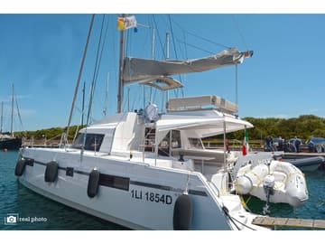 Catamaran Gelmar charter rental in Italy | Yacht4Less