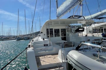 Best Price for a Catamaran Mojito rental in Croatia | Yacht4Less