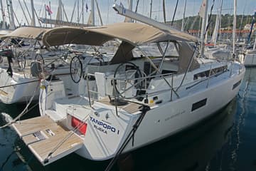 Sailboat Tanpopo charter rental in Croatia | Yacht4Less