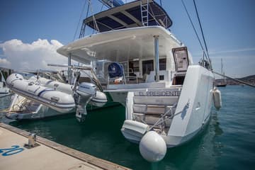 Catamaran El Presidente charter rental in Spain | Yacht4Less