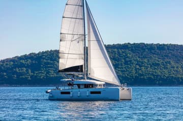 Best Price for a Catamaran Zagvozd rental in Croatia | Yacht4Less