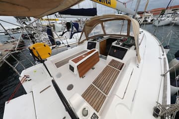 Sailboat Sweet Lady available for yacht charter in Croatia | Yacht4Less