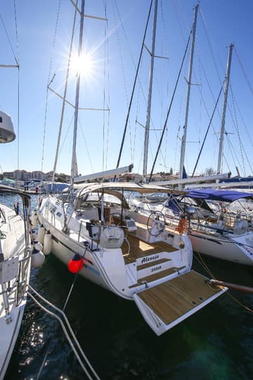 Sailboat Alexeja available for yacht charter in Croatia | Yacht4Less