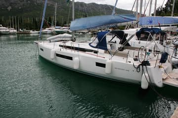 Sailboat Modesty available for yacht charter in Croatia | Yacht4Less