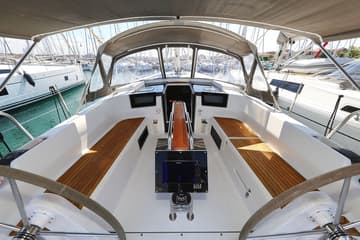 Best Price for a Sailboat Whisper rental in Croatia | Yacht4Less