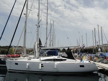 Sailboat Reina charter rental in Croatia | Yacht4Less