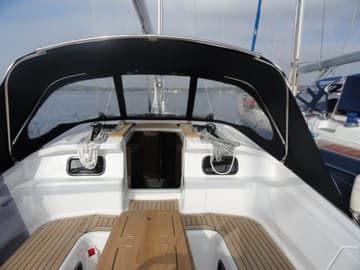 Sailboat Reina available for yacht charter in Croatia | Yacht4Less
