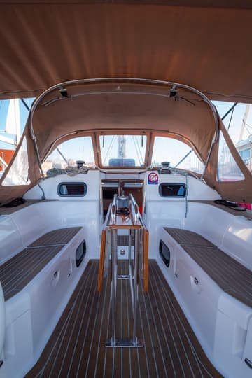 Sailboat Mona available for yacht charter in Croatia | Yacht4Less