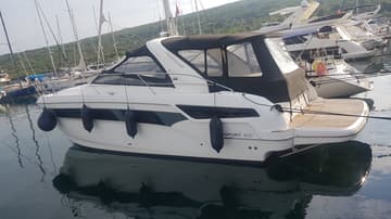 Motorboat Rhea available for yacht charter in Croatia | Yacht4Less